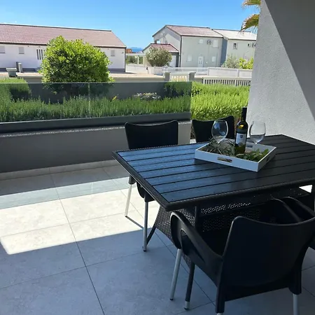Duda Apartman *