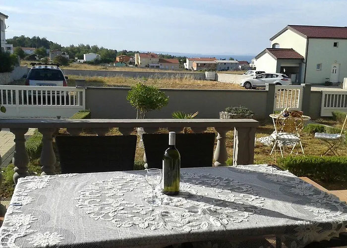 Duda 아파트 비르